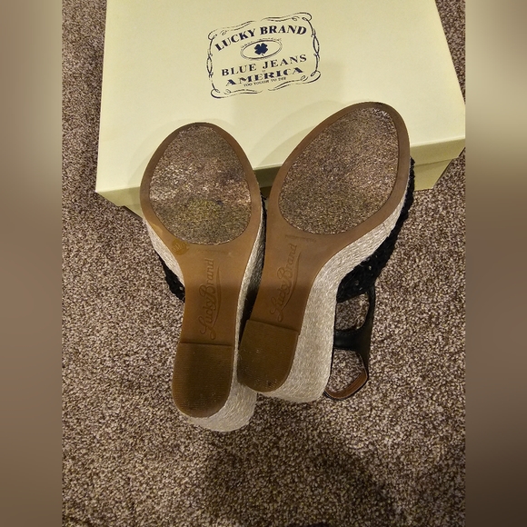 Lucky Brand Heels Womens 8 Rilo Macrame Crochet Platform Sandals BK Fabric. - Picture 6 of 12